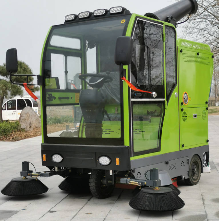成都道路清洁广泛应用电动环卫清扫车