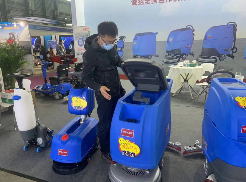 成都坦洁洗地机公司致力于电动洗地机的生产、销售和服务百家